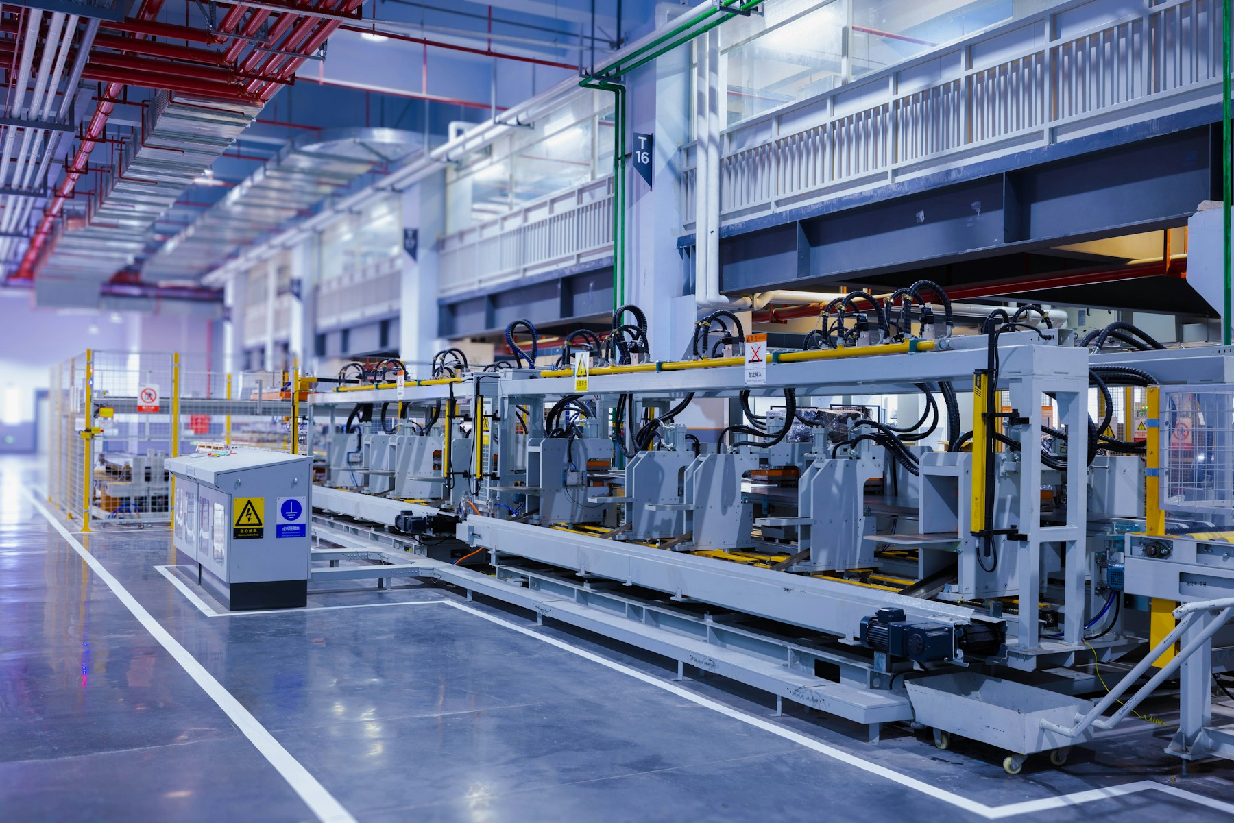 Modern automated manufacturing line