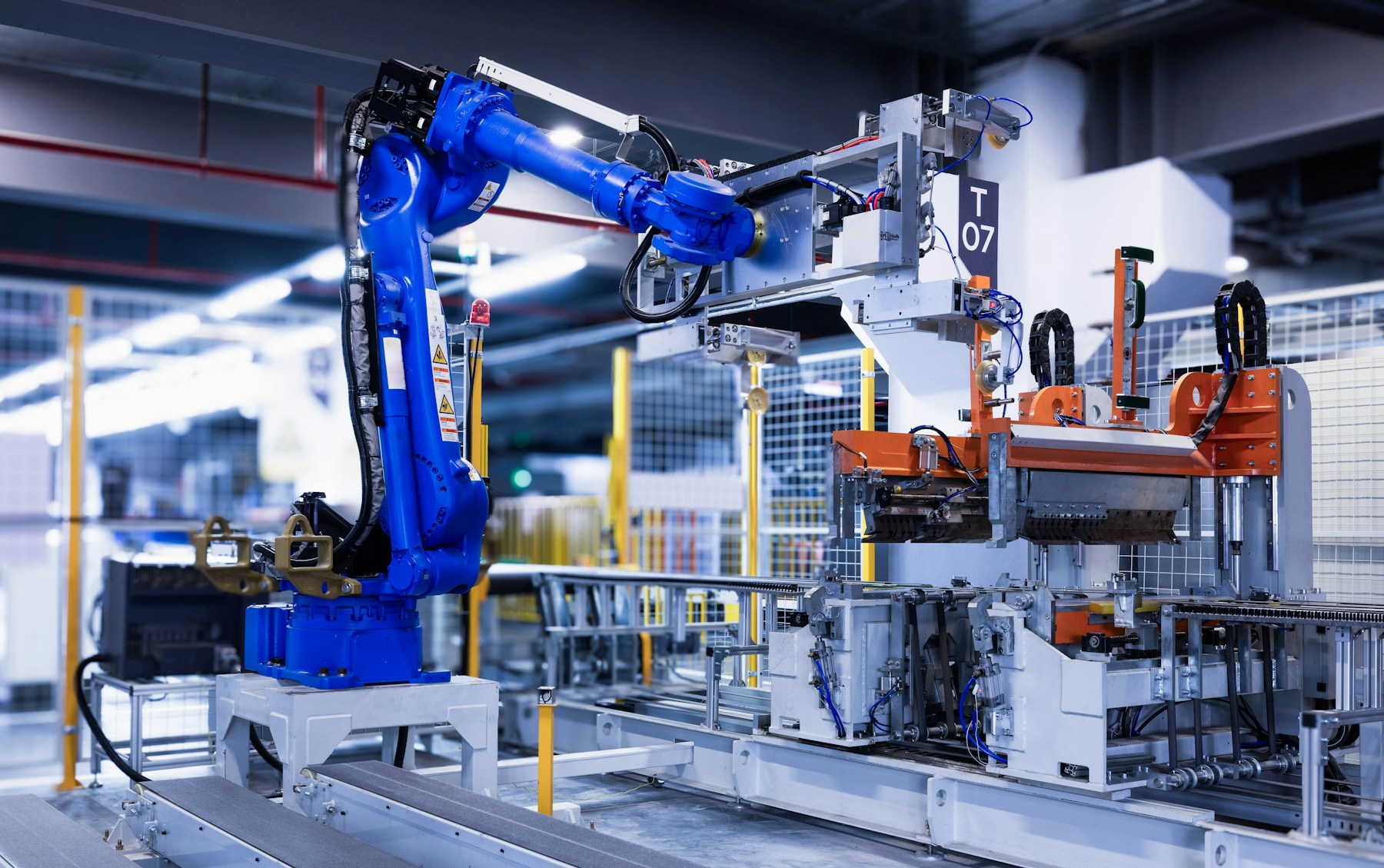 Robotic manufacturing station